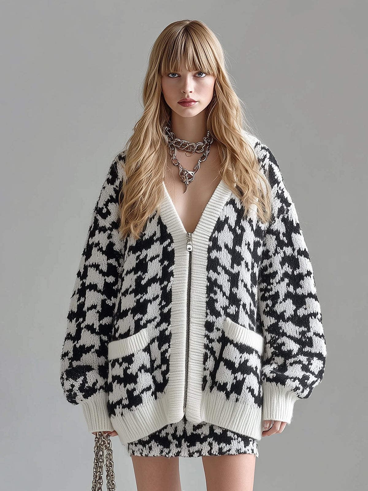 Ora | Casual elegant cardigan with V neckline, single breasted, oversized, long sleeve, knitted, with houndstooth pattern