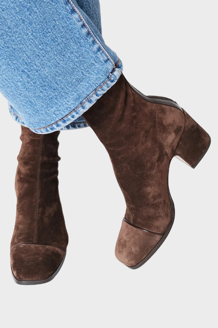 Victoria | Ankle boots with square toe and heel