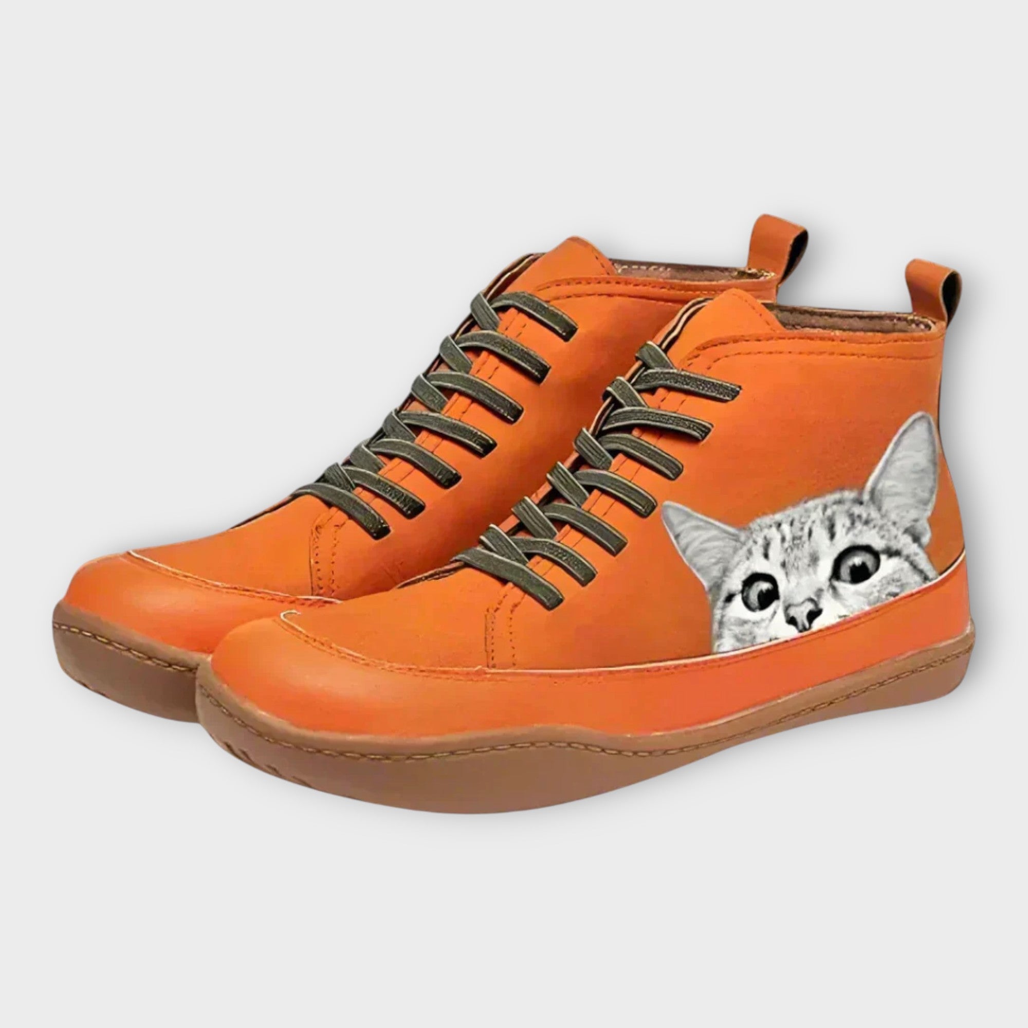 Stylish Sneakers with Distinctive Design