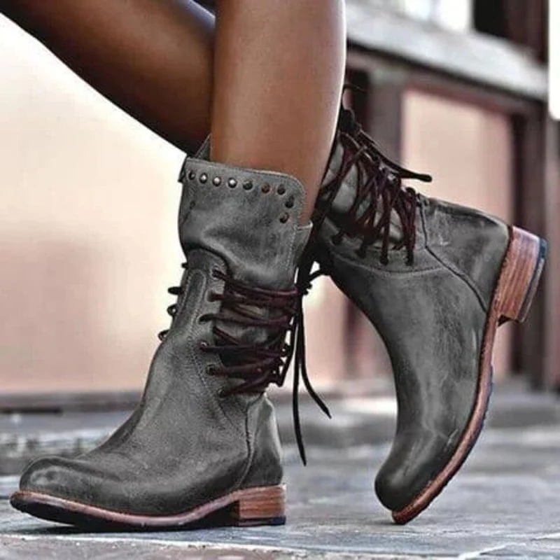 Sophia | elegant boots with a raised heel