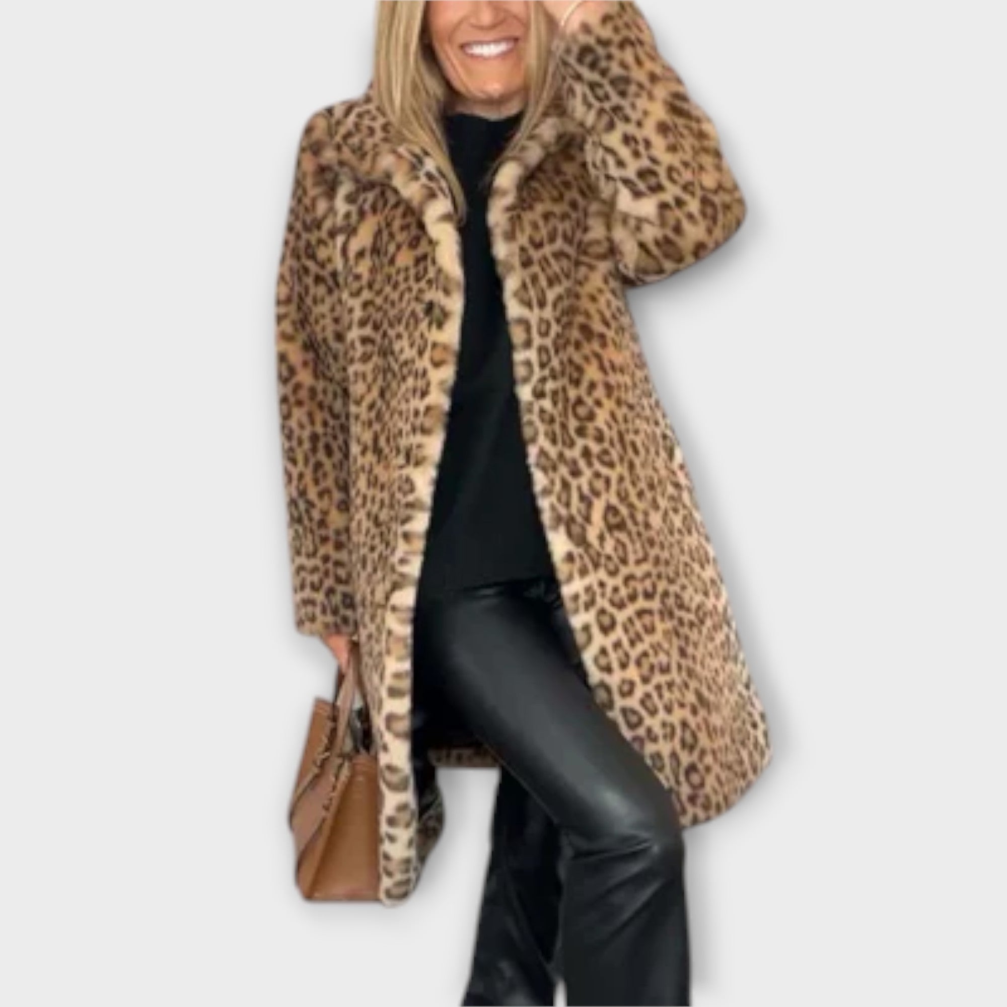 Amara - The leopard coat