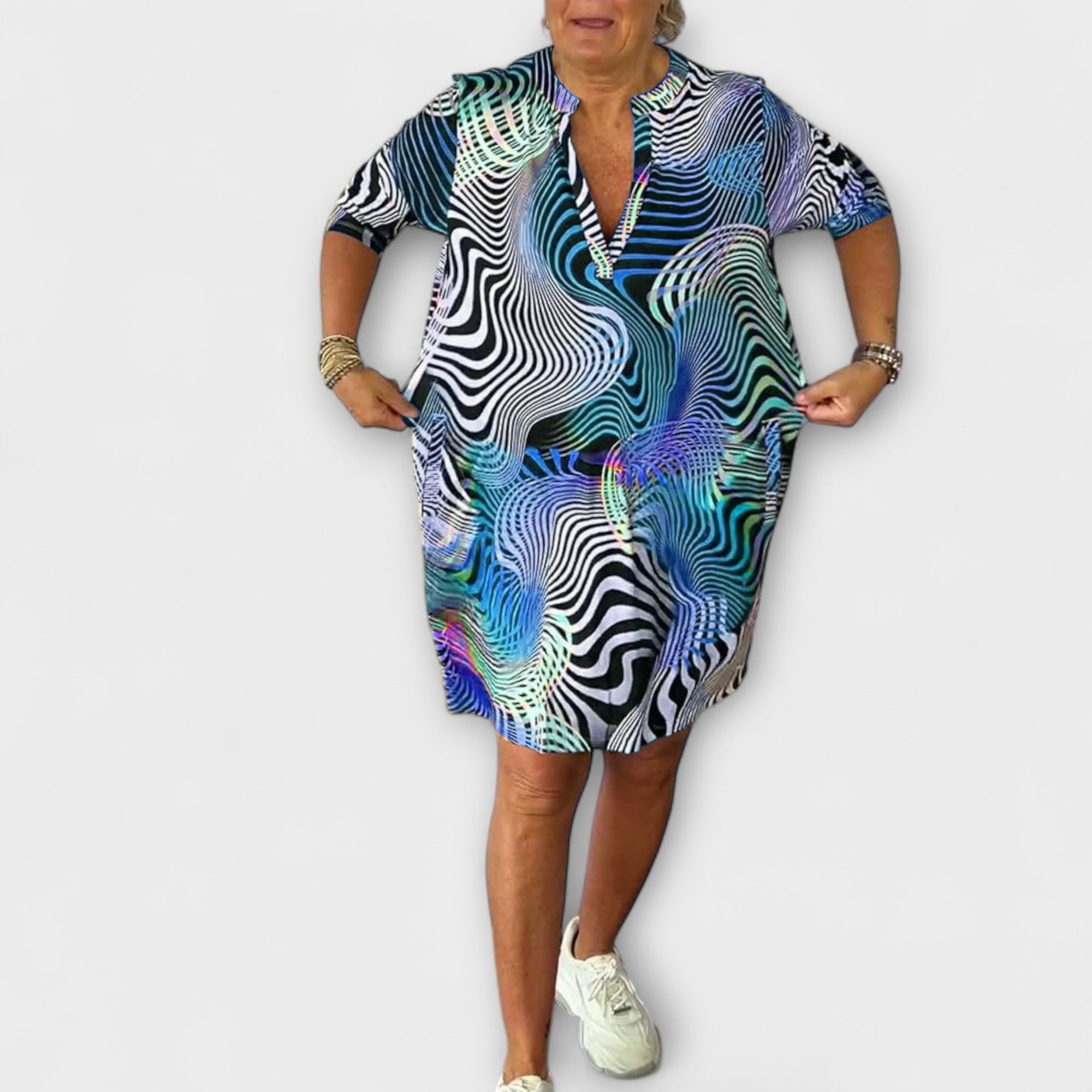 Riola — Multicolored Dress with V Neckline