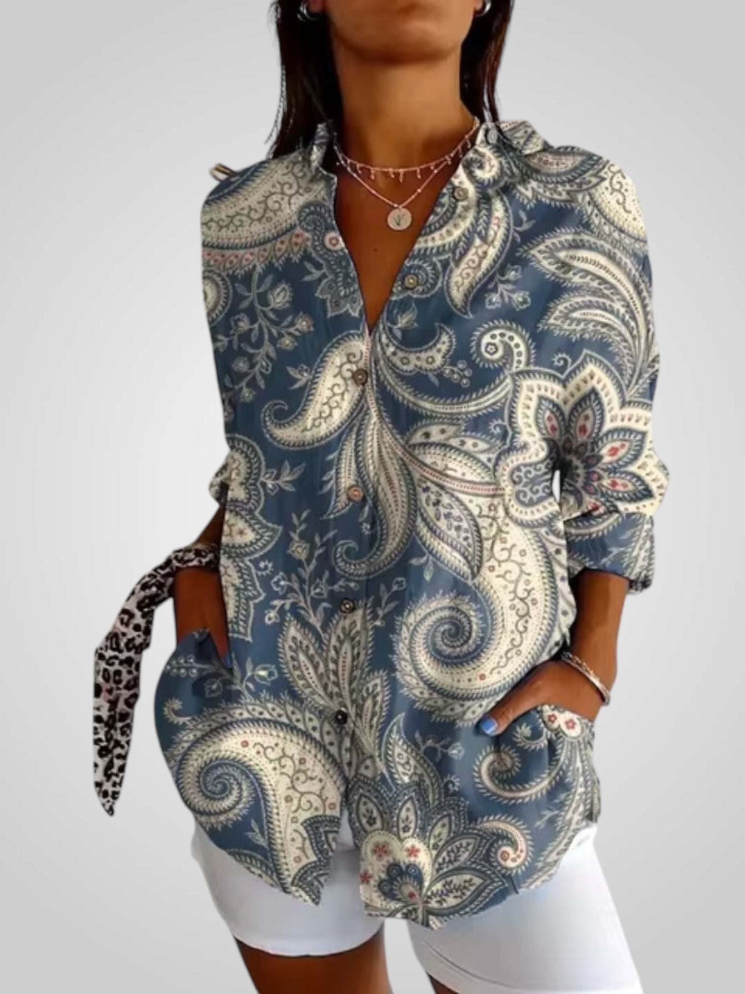 Floria | Blouse with Flowers