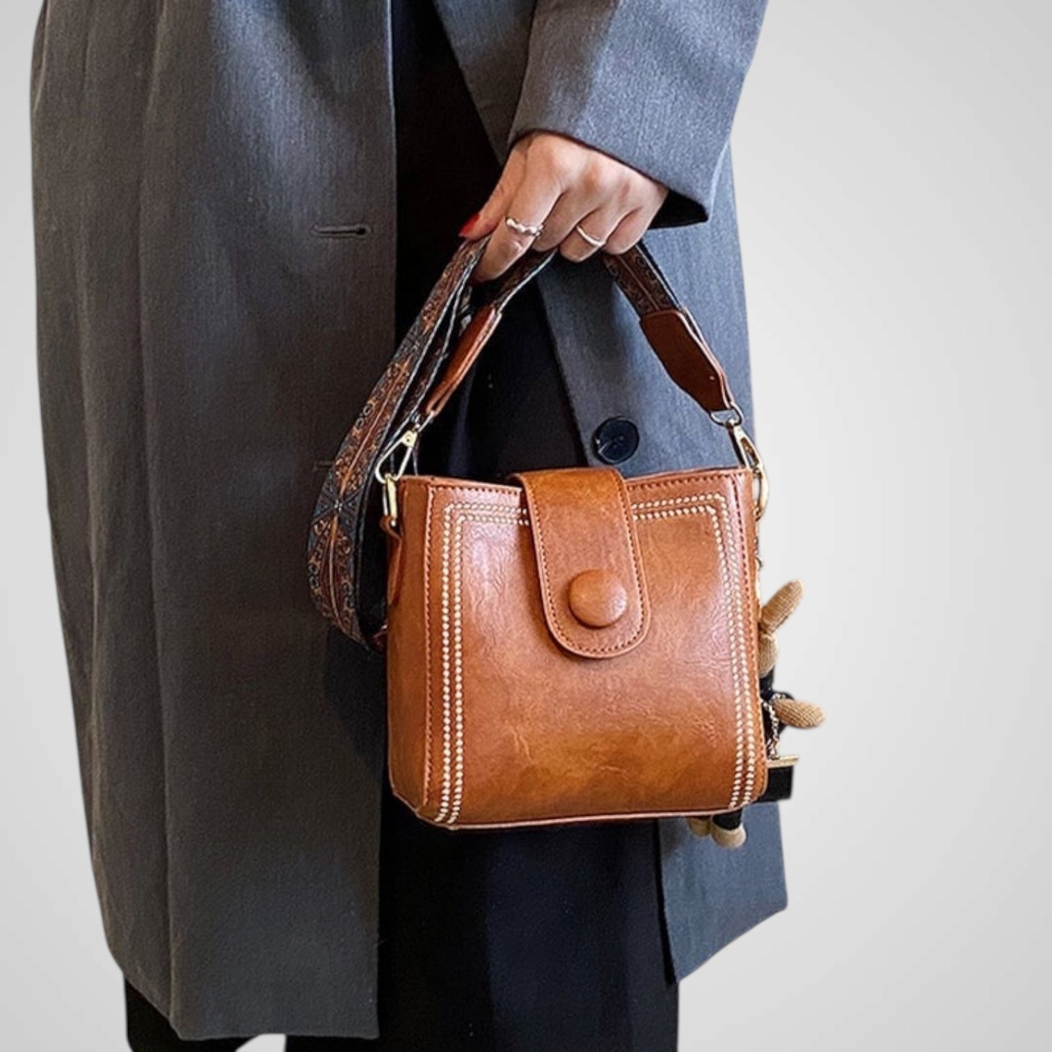 Urine | Retro Bag with Adjustable Wide Shoulder Strap