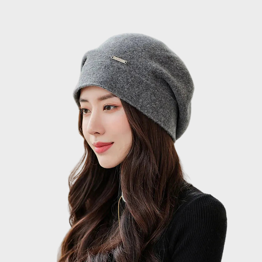 Suz - Soft cashmere blend beanie in a relaxed fit