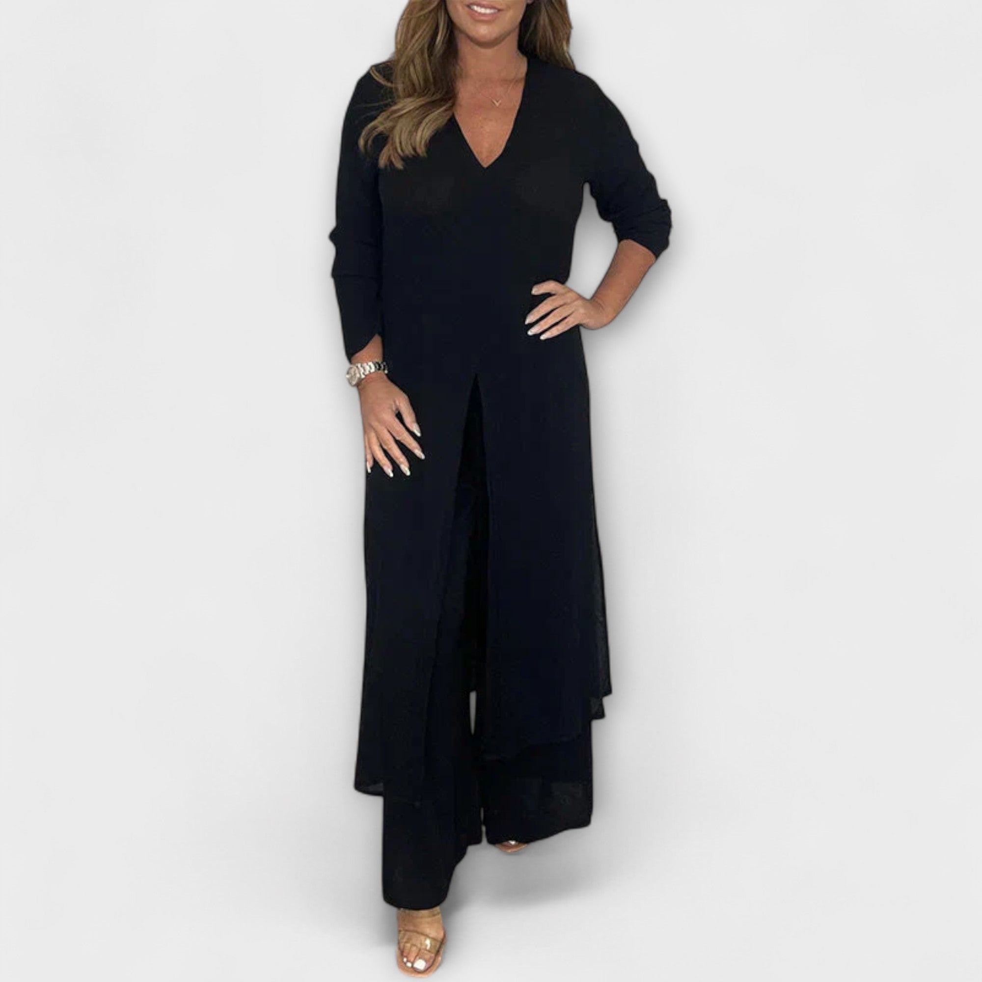 Elegant three-piece outfit for women