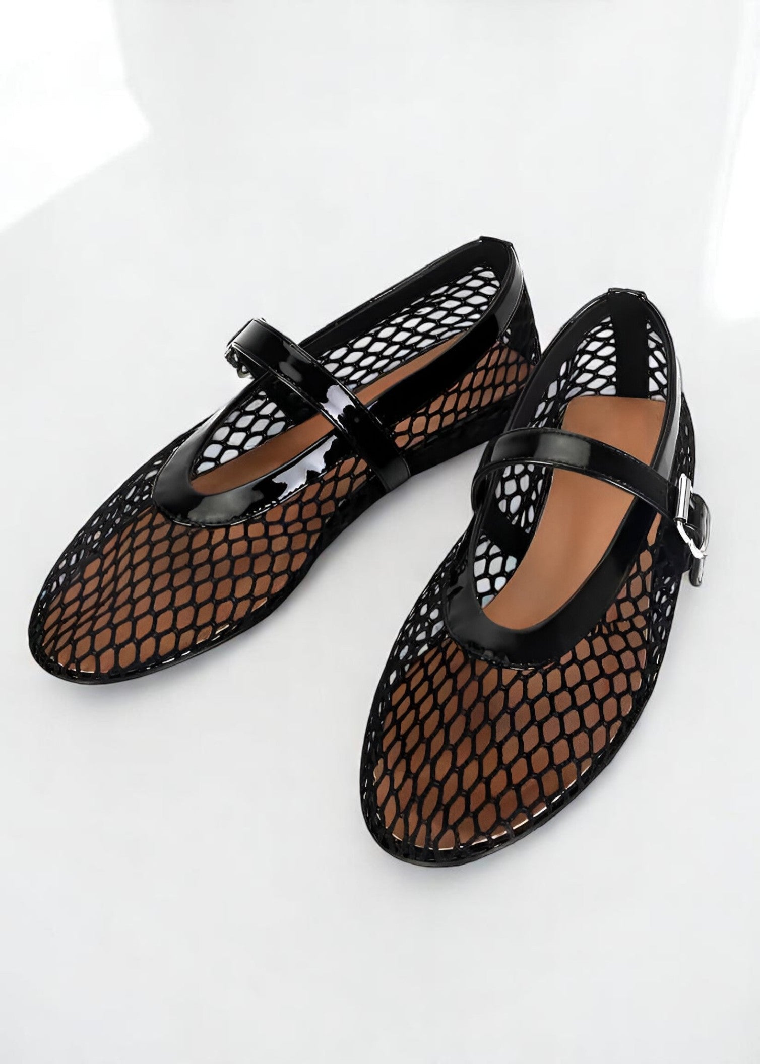 Luna – Mesh Flats with Modern & Statement Style