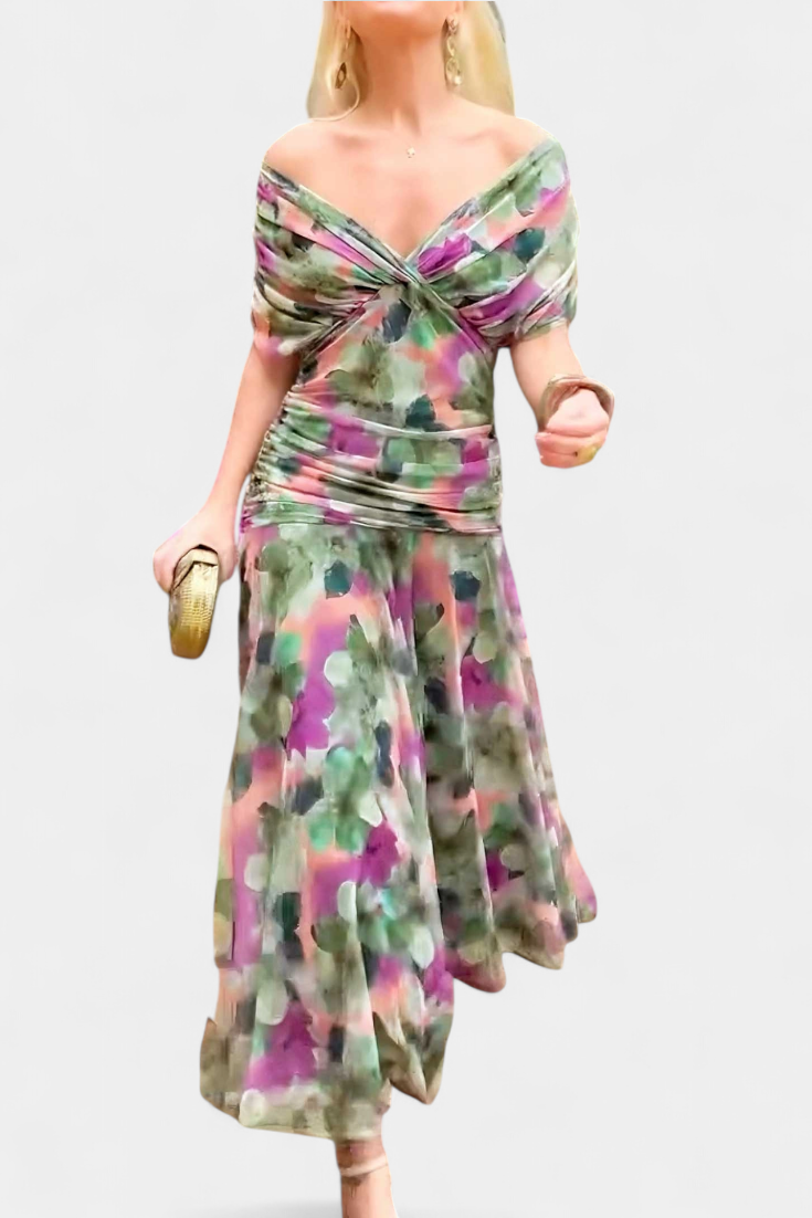 Alondra Long Dress with Fancy Floral Pattern and V-Neckline