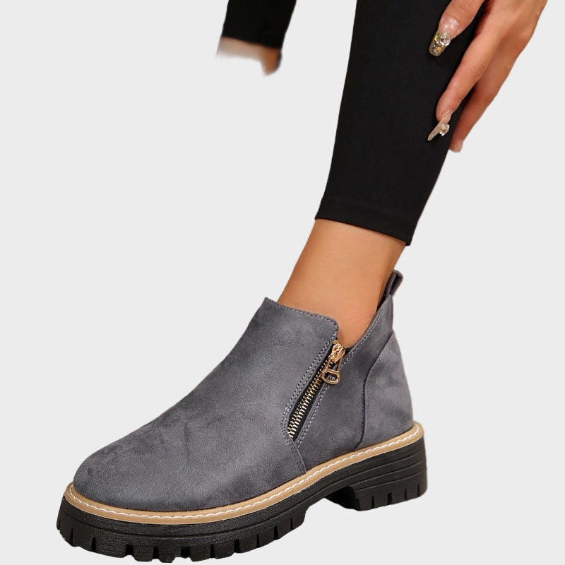 Thalyanna | Orthopedic Boots