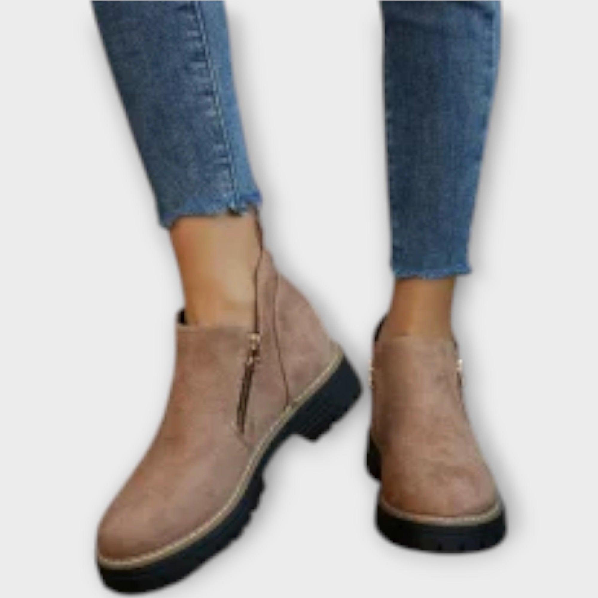 Ankle Boots with an Elegant Design and Comfortable Fit