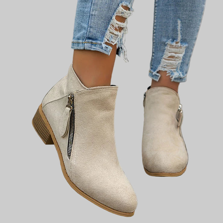 Tessura™ | Fashionable Women's Orthopedic Boots