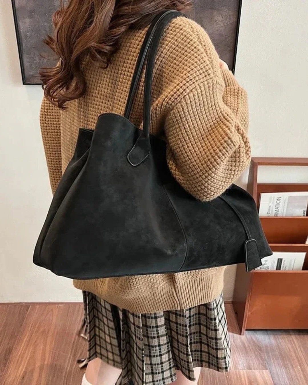 Mara Tote | Stylish companion for work and leisure
