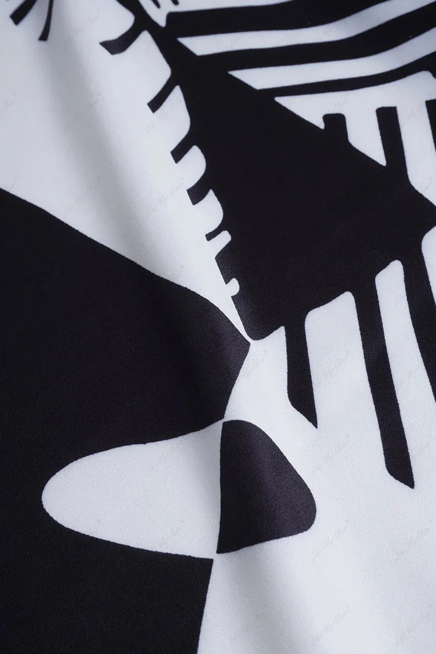 Basilisa Set with Wide Leg Pants and Graffiti Print