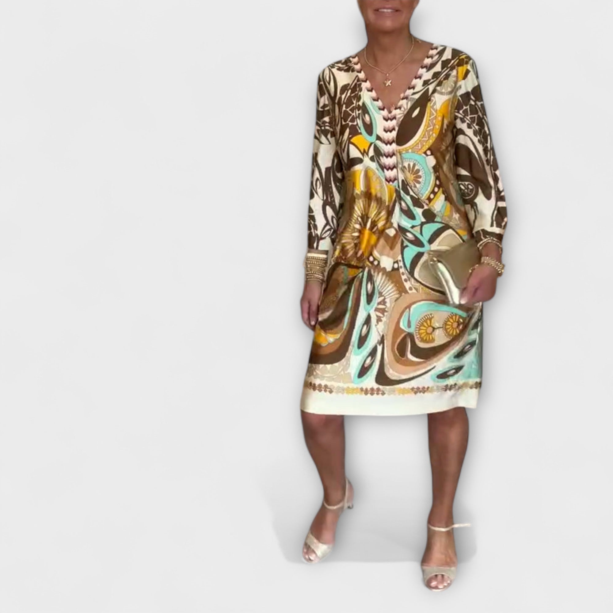 Loose Dress with V Neckline (Retro Design)