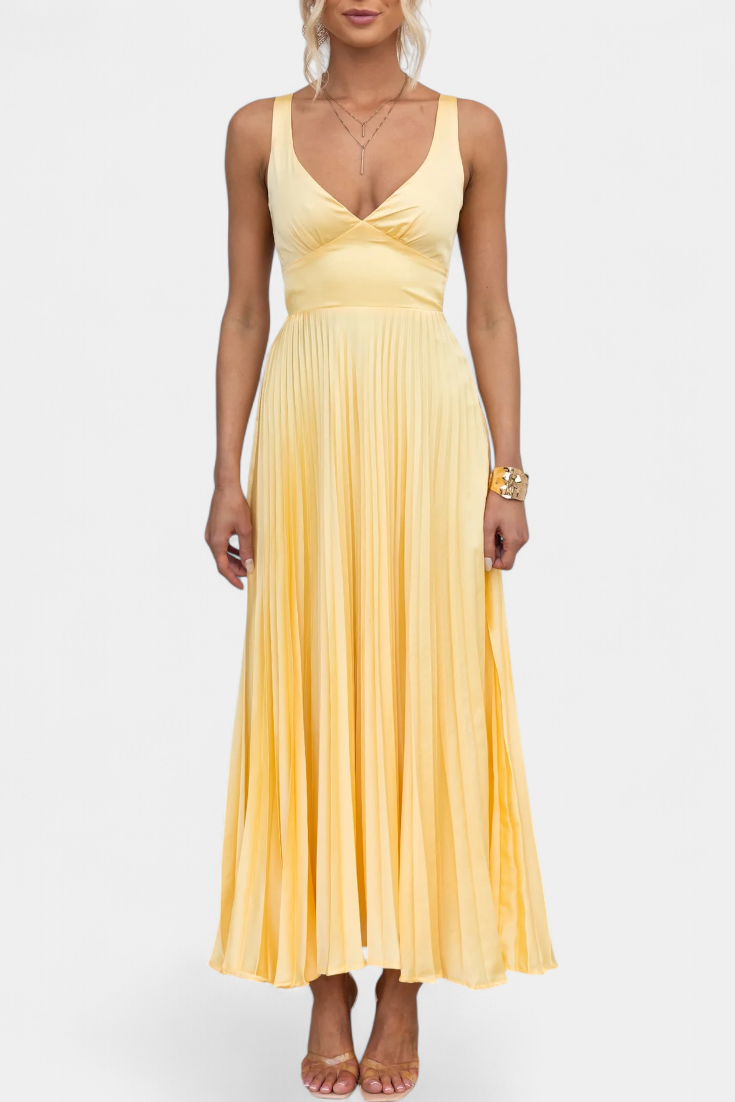 Arlena - Pleated dress with straps and crisscross back